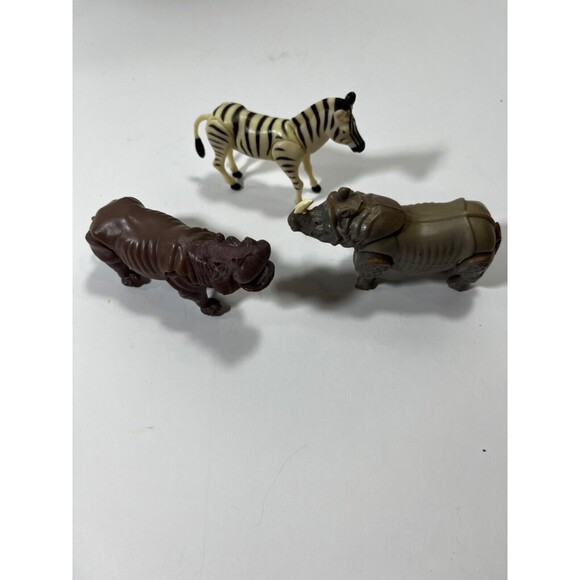 Safari Animals Figures Toys 8 PCs Realistic Wildlife Zoo Animal Figurine Jungle - Picture 6 of 8